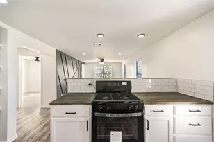 7811 St Louis St, Houston, TX 77028 - Photo 19