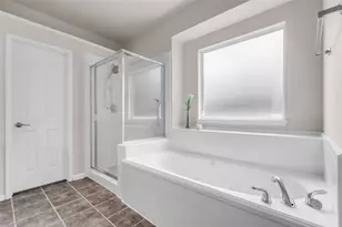 13811 Brannon Field Ln, Houston, TX 77041 - Photo 19