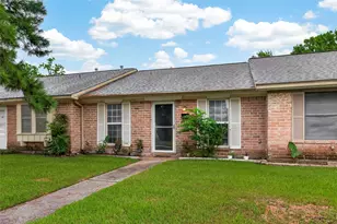 2316 Buchanan Dr, Baytown, TX 77520 - Photo 5