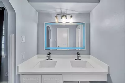 9214 Sharpcrest Street, Houston, TX 77036 - Photo 19