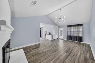 9214 Sharpcrest St, Houston, TX 77036 - Photo 17