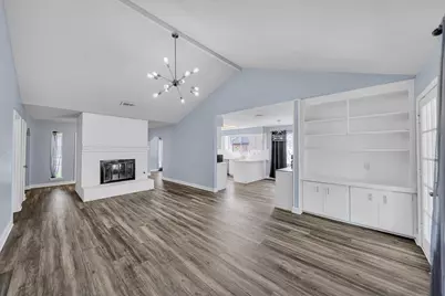 9214 Sharpcrest Street, Houston, TX 77036 - Photo 5