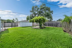 9214 Sharpcrest St, Houston, TX 77036 - Photo 23