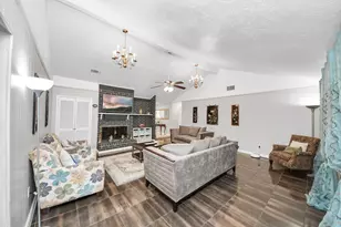 12415 Campos Dr, Houston, TX 77065 - Photo 9