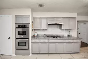 12415 Campos Dr, Houston, TX 77065 - Photo 23
