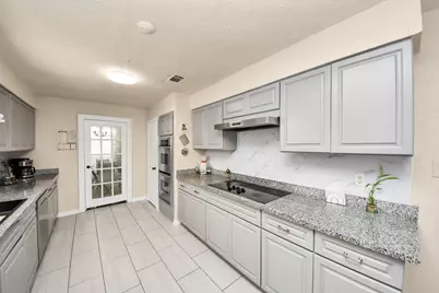 12415 Campos Drive, Houston, TX 77065 - Photo 19