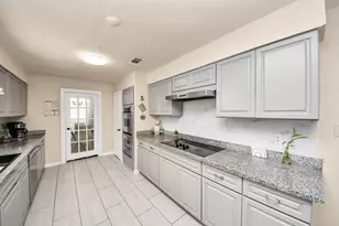 12415 Campos Dr, Houston, TX 77065 - Photo 19