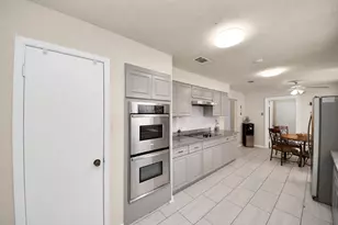 12415 Campos Dr, Houston, TX 77065 - Photo 19
