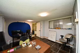 12415 Campos Dr, Houston, TX 77065 - Photo 39