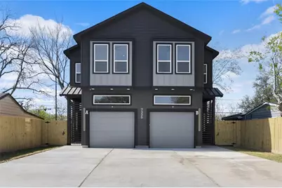 7330 Saint Lo Road #B, Houston, TX 77033 - Photo 3