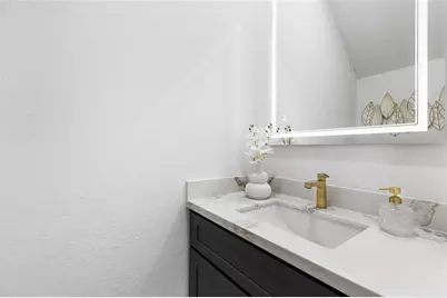 7330 Saint Lo Road #B, Houston, TX 77033 - Photo 7