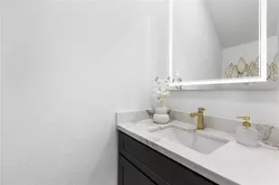 7330 St Lo Rd, Houston, TX 77033 - Photo 7