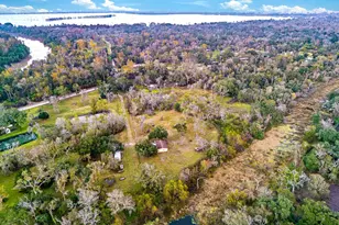 209 River Rd, Angleton, TX 77515 - Photo 19