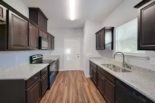 3201 J P Davis Ave, Bay City, TX 77414 - Photo 13