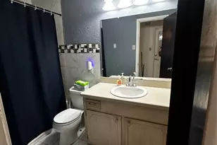 721 Sycamore St, Lake Jackson, TX 77566 - Photo 7