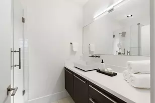 3703 Wroxton Rd, West University Place, TX 77005 - Photo 15