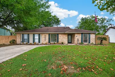 412 Westwood Drive, Friendswood, TX 77546 - Photo 1