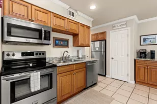 500 N Market St, New Braunfels, TX 78130 - Photo 5