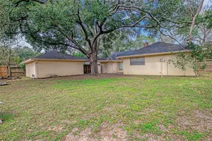 18230 Caprice Ln, Houston, TX 77058 - Photo 35
