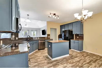 25896 E Lake View Court, Hockley, TX 77447 - Photo 17