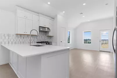 27531 Sunterra Village Drive, Katy, TX 77493 - Photo 9