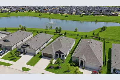 27531 Sunterra Village Drive, Katy, TX 77493 - Photo 35