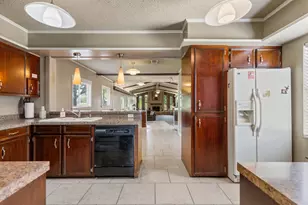 118 Cedarvale Rd, Bay City, TX 77414 - Photo 13