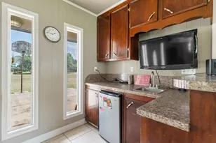 118 Cedarvale Rd, Bay City, TX 77414 - Photo 11