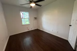 2117 Russell St, Houston, TX 77026 - Photo 11