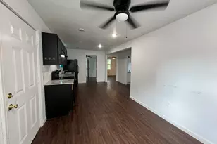 2117 Russell St, Houston, TX 77026 - Photo 3