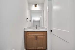 6511 Old Olive Tree Dr, Houston, TX 77091 - Photo 7