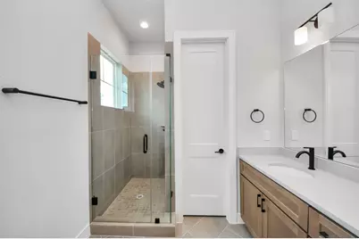 6511 Old Olive Tree Drive, Houston, TX 77091 - Photo 17