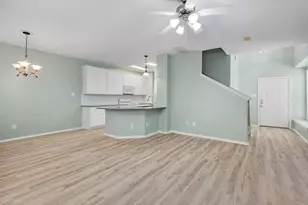 98 E Stedhill Loop, The Woodlands, TX 77384 - Photo 7