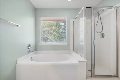 98 E Stedhill Loop, The Woodlands, TX 77384 - Photo 27