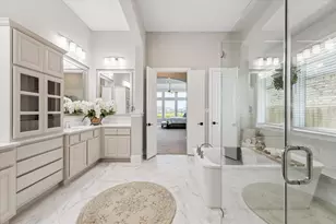 2547 Sandy Lake Dr, Friendswood, TX 77546 - Photo 1