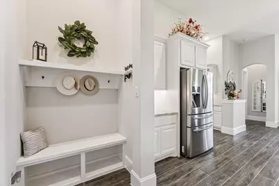 2547 Sandy Lake Drive, Friendswood, TX 77546 - Photo 13