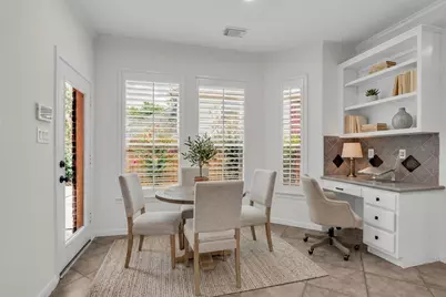 79 W Shale Creek Circle, The Woodlands, TX 77382 - Photo 15