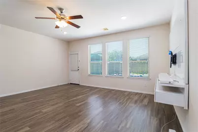 13030 Larriston Lane, Houston, TX 77044 - Photo 15