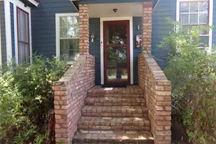 300 S Summit St, Weimar, TX 78962 - Photo 5