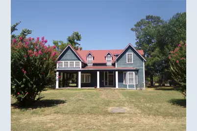 300 S Summit Street, Weimar, TX 78962 - Photo 1