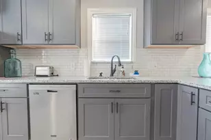 1408 Bowie Dr, Galveston, TX 77551 - Photo 11