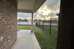 2629 Bernadino Dr, Texas City, TX 77568 - Photo 17