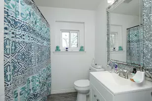 5739 Waterford Dr, Houston, TX 77033 - Photo 21