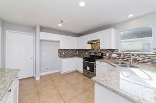 12418 Magnolia Canyon, Houston, TX 77099 - Photo 9