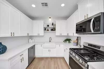 300 Narcissus Road, Kemah, TX 77565 - Photo 23