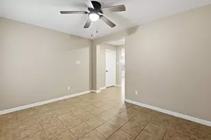 10515 Kentington Oak Dr, Humble, TX 77396 - Photo 11