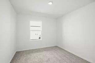 946 Sutherland Fls St, Conroe, TX 77303 - Photo 11