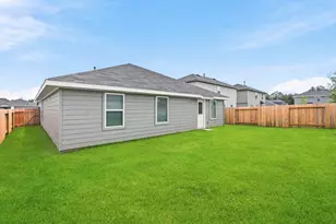 946 Sutherland Fls St, Conroe, TX 77303 - Photo 19