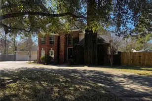 2426 Carriage Lamp Ln, Conroe, TX 77384 - Photo 17