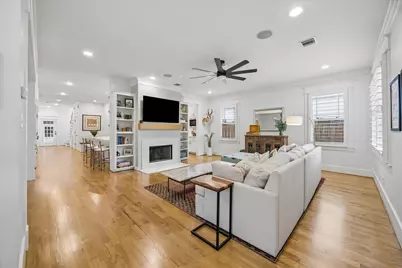 215 E 26th Street, Houston, TX 77008 - Photo 5